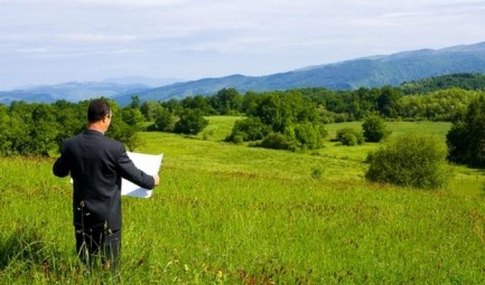 Земельні питання під контролем райдержадміністрації