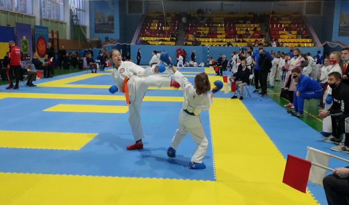 Кремінські каратисти отримали 4 медалі у відкритому Чемпіонаті Харківської області по Шотокан карате – до
