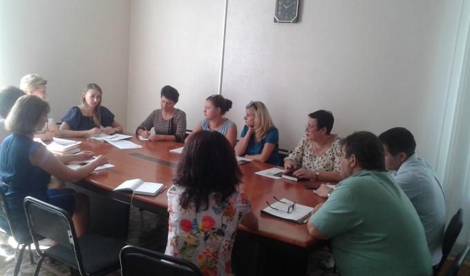 Днями в райдержадміністрації відбулось засідання тимчасової комісії з погашення заборгованості із заробітної плати