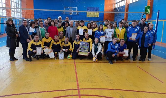 Команда Кремінського району виборола "срібло" на обласній спартакіаді держслужбовців та посадових осіб місцевого самоврядування.