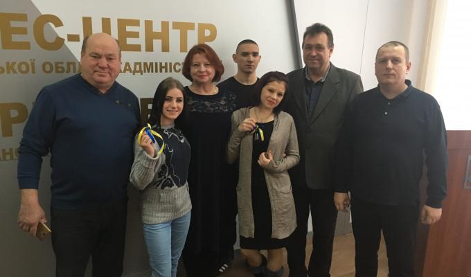 Ще троє дітей - сиріт із Кремінського району отримали власне житло. 