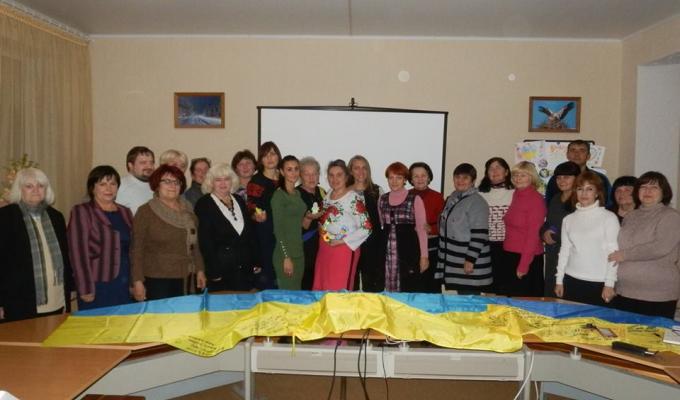 Протягом цього тижня учасниці проекту «Змінимо країну разом» - освітяни із Західної України Наталя Дриль - Адамовська, Марія Гриців, Галина Мруць відвідували заклади освіти Кремінщини. 