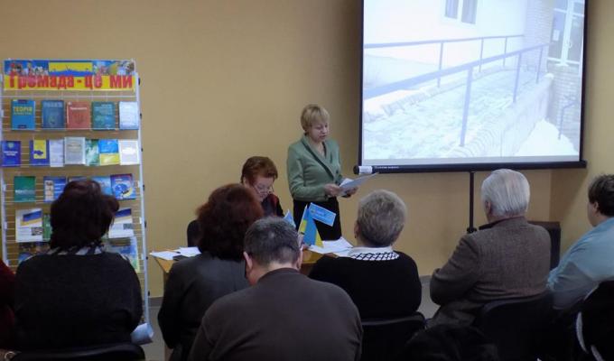 На засіданні громадської ради обговорили, настільки доступними для людей з обмеженими функціональними можливостями є об’єкти оточення. 