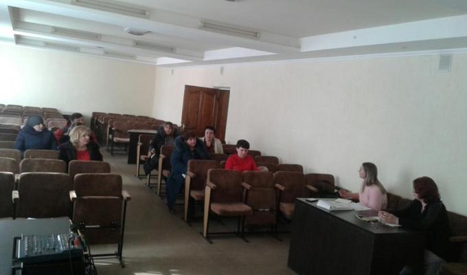 Заступник голови РДА Лариса Махура провела чергове засідання тимчасової комісії з погашення заборгованості із заробітної плати (грошового забезпечення), пенсій, стипендій та інших соціальних виплат. 