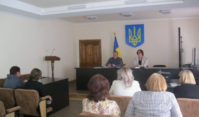 В райдержадміністрації відбулось засідання комісії з питань захисту прав дитини