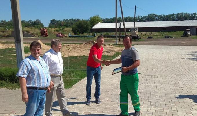 Місцеве приватне підприємство «Каут» одним із перших в районі розпочало зернозбиральні роботи. 