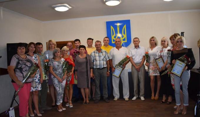 Напередодні Дня підприємця, представників малого та середнього бізнесу Кремінського району відзначили Почесними грамотами 