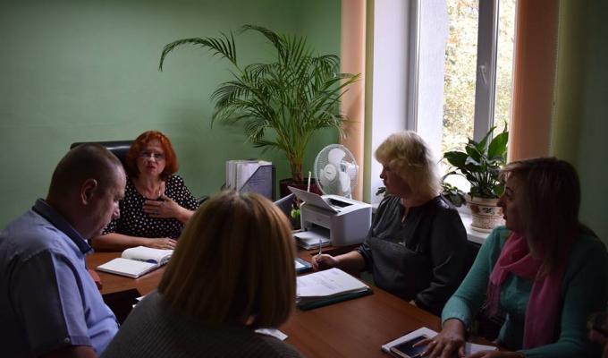 В РДА пройшло чергове засідання комісії з питань захисту прав дитини. 