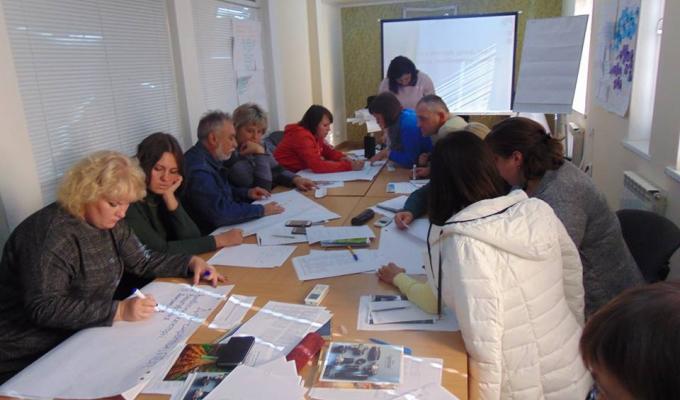 У Кремінському районі ведеться активна робота, спрямована на вирішення питань деінституціалізації. 