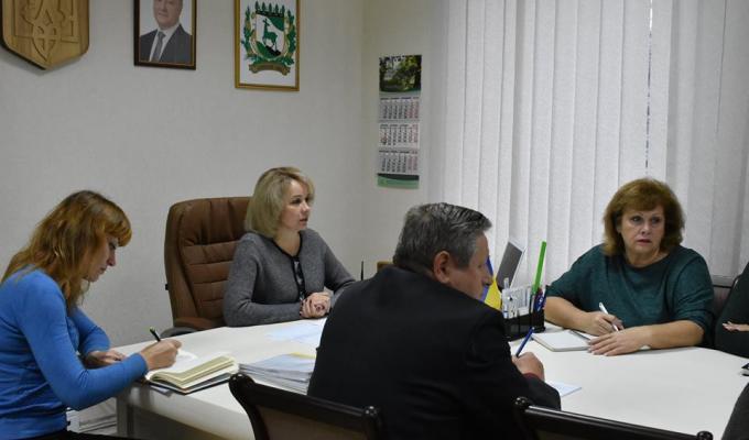 Основні питання тижня та найближчі перспективи за основними напрямками життєдіяльності району обговорили в райдержадміністрації. 