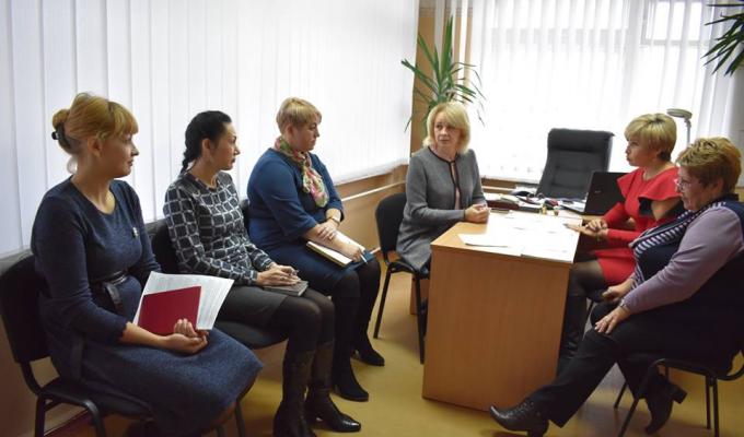 Голова райдержадміністрації Наталя Чехута зустрілась із керівним складом управління соціального захисту населення 