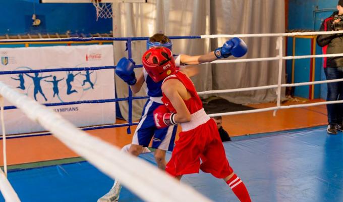 У Кремінній пройшли Всеукраїнські змагання з боксу.