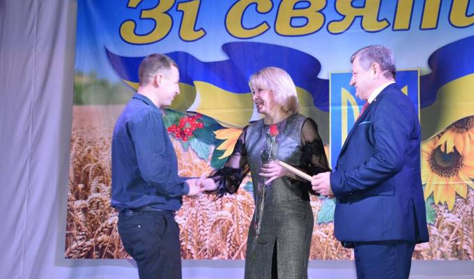 У районному будинку культури відбулись урочистості з нагоди відзначення Дня місцевого самоврядування. 