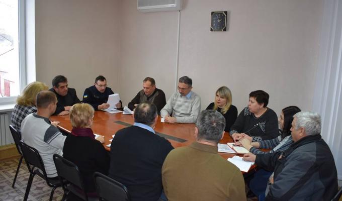 Сьогодні в райдержадміністрації пройшло засідання районної комісії з питань ТЕБ та НС. 