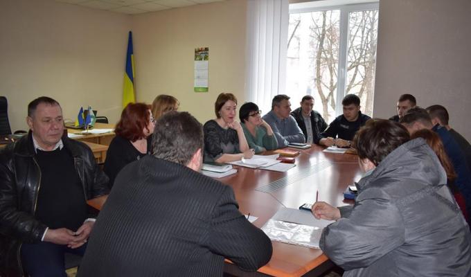 31 березня – вибори Президента України. 