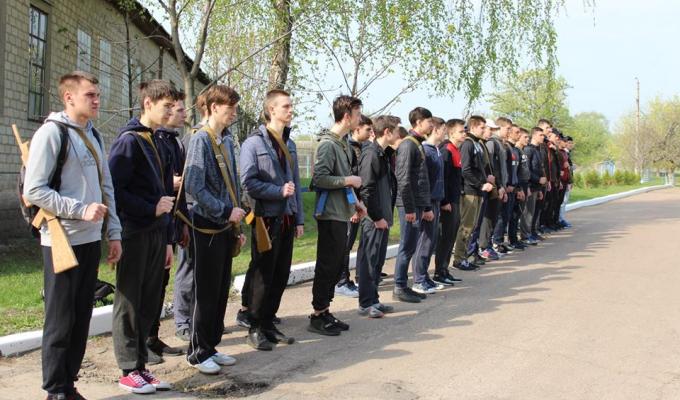 Розпочались навчально – польові збори для учнів випускних класів. 
