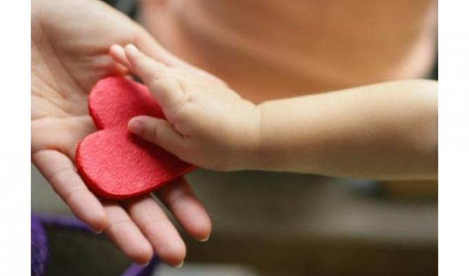 Зроби дитину щасливою — подаруй дитині сім'ю!