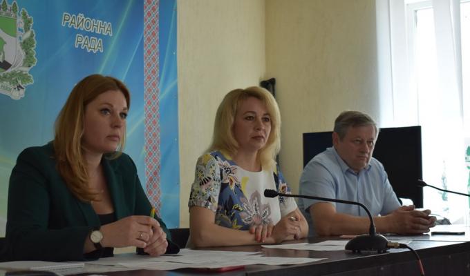 В РДА пройшла нарада щодо відзначення Луганської області