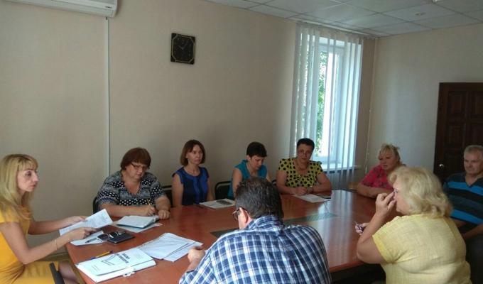 Питання погашення заборгованості із виплати заробітної плати розглянуто сьогодні в райдержадміністрації 