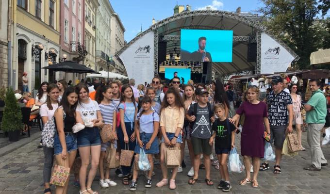 Юні художники Кремінщини знову у Львові
