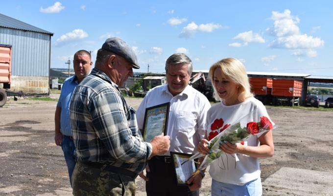 У поточному році працівники ПП «Владар» намолотили 8500 т пшениці. 