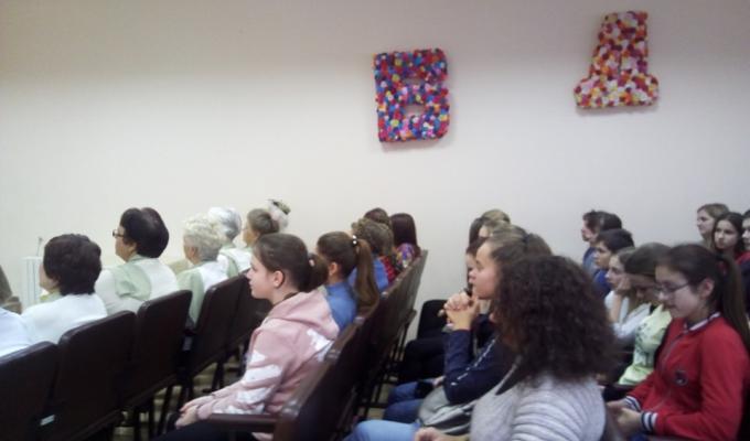 Пройшла творча зустріч просвітян з учнівською молоддю.
