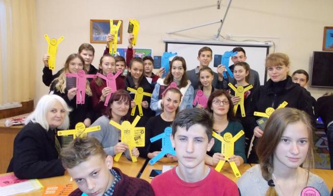 Для школярів міста проведені тренінги «Особиста гідність. Безпека життя. Громадянська позиція».
