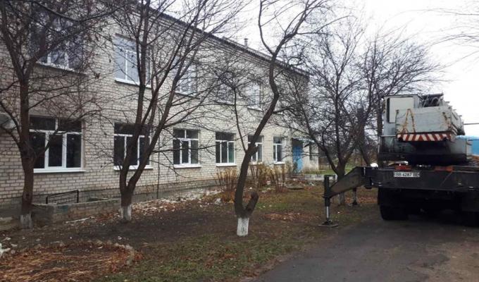 Продовжується реконструкція будівлі Красноріченської селищної лікарської амбулаторії.
