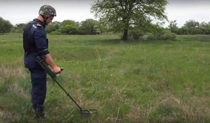 Піротехніками на Луганщині вилучено 12 одиниць вибухонебезпечних предметів 