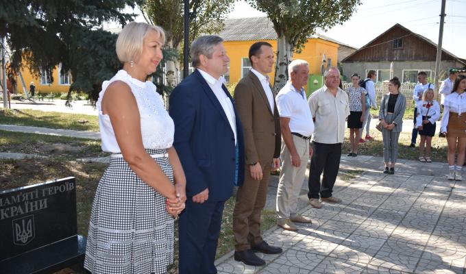 Бути активними у навчанні, культурному, громадському житті закликав голова Кремінської РДА студентів коледжу культури