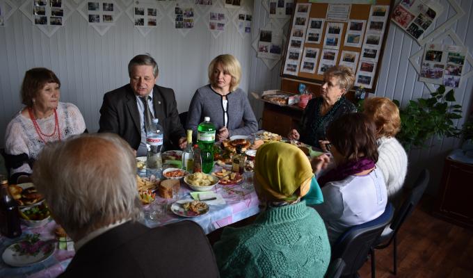 Керівники району зустрілись з активом районної організації ветеранів.