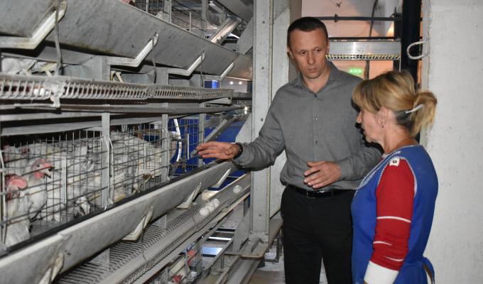 Голова райдержадміністрації ознайомився із роботою фермерського господарства «Стимул -777»