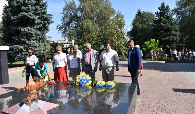 75-ту річницю визволення Луганщини від нацистських загарбників та 73- тю річницю закінчення Другої світової війни відзначили на Кремінщині