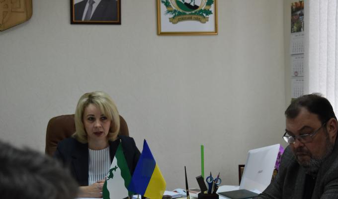29 січня  під керівництвом голови Кремінської РДА  Наталі Чехути пройшла нарада щодо  виконання рішень засідання районної комісії з питань ТЕБ та НС