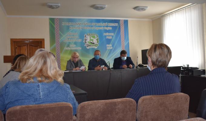 В райдержадміністрації пройшло засідання комісії з питань захисту прав дитини 