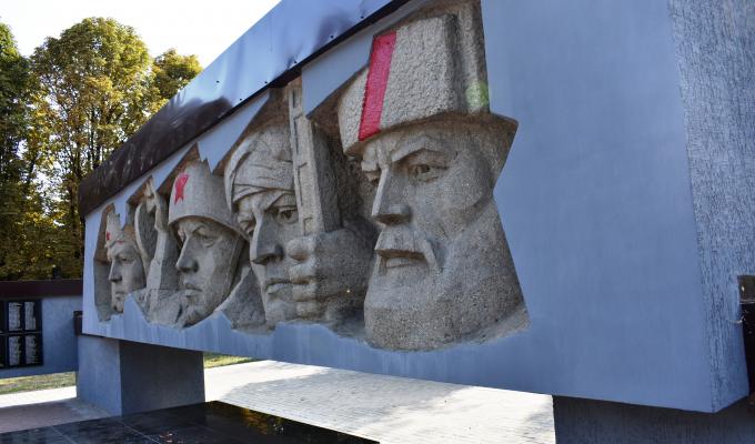 Сьогодні в Україні відзначають День партизанської слави