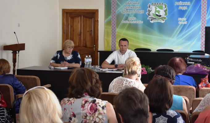 4 серпня голова райдержадміністрації представив нового керівника відділу освіти