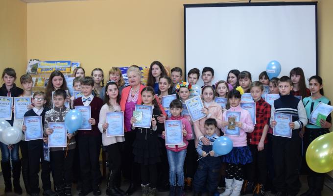 В районній бібліотеці для дітей вітали переможців районного літературного конкурсу «Молоді голоси Кремінщини».