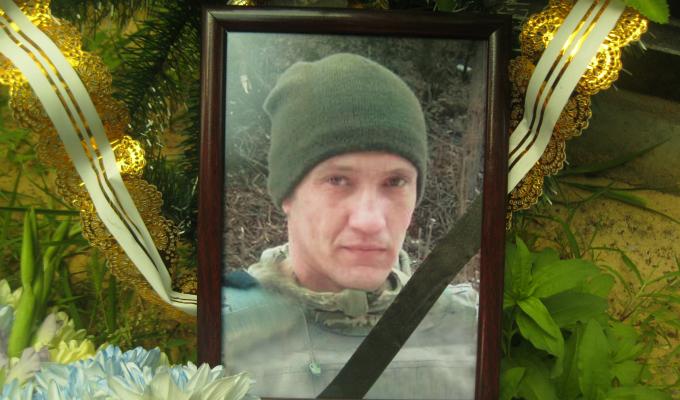 Сьогодні на малій батьківщині поховали бійця  92 – ї бригади.