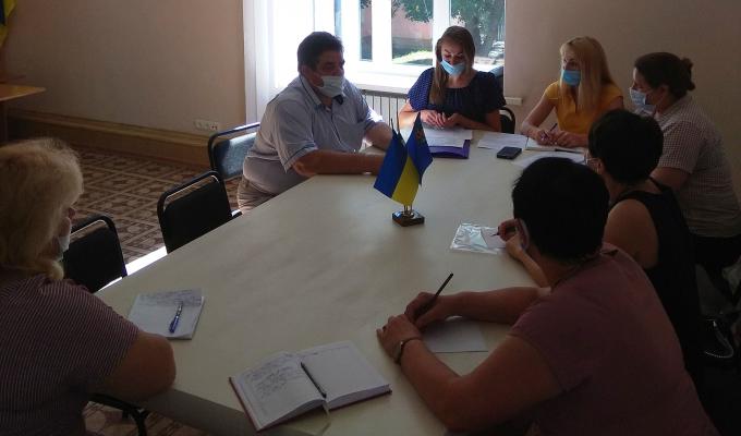 В райдержадміністрації пройшло засідання тимчасової комісії з питань погашення заборгованості із заробітної плати та соціальних виплат