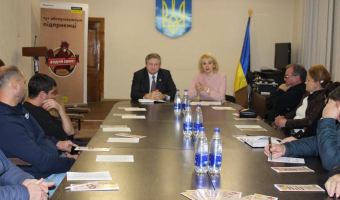 В райдержадмінстрації пройшло засідання Ради промисловців та підприємців Кремінського району 