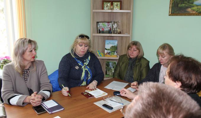Сьогодні відбулось чергове засіданні комісії з питань захисту прав дитини Кремінської райдержадміністрації. 