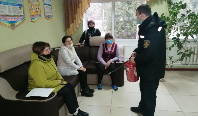 На об’єктах з масовим перебуванням людей тривають перевірки з пожежної безпеки