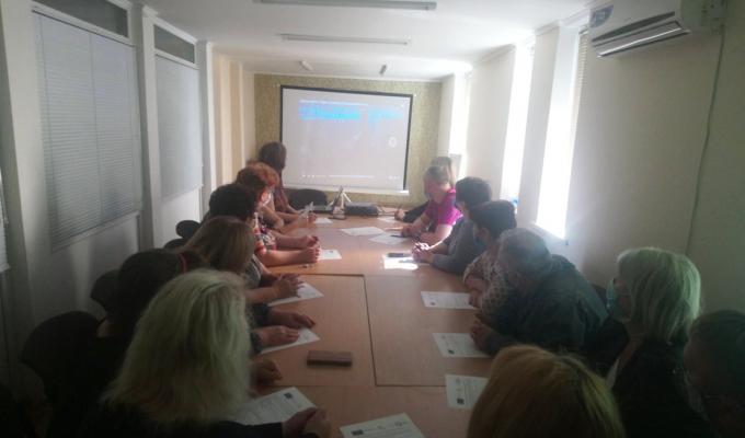 Проблеми сучасних підлітків та забезпечення рівних прав жінок і чоловіків обговорили учасники перегляду фільму «Перші ластівки»