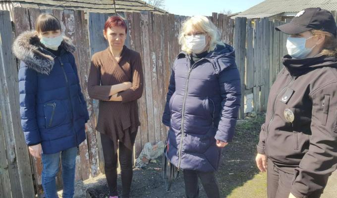 В умовах вимушеної самоізоляції існують значні ризики загострення в суспільстві проблеми домашнього насильства 