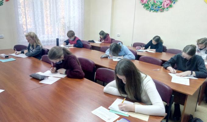 У Кремінському районі стартував ІІ етап Всеукраїнських олімпіад із навчальних предметів