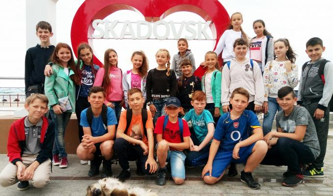Кремінські діти – переможці телевізійного проекту UA: Донбас «Уроки української» відпочили на морі. 