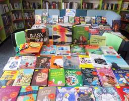 Близько п’ятиста  нових україномовних книжок отримала Кремінська бібліотека для дітей від Українського інституту книги