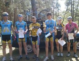 У Кремінній пройшов чемпіонат області з маунтінбайку.
