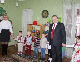 19 грудня керівники району відвідали дитячі садочки міста та району